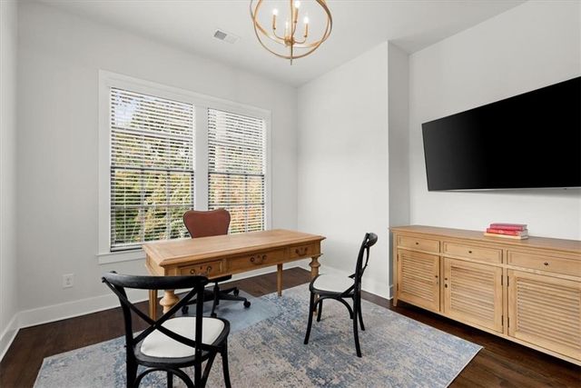 4001 Haverhill NE Drive, Atlanta, GA 30342