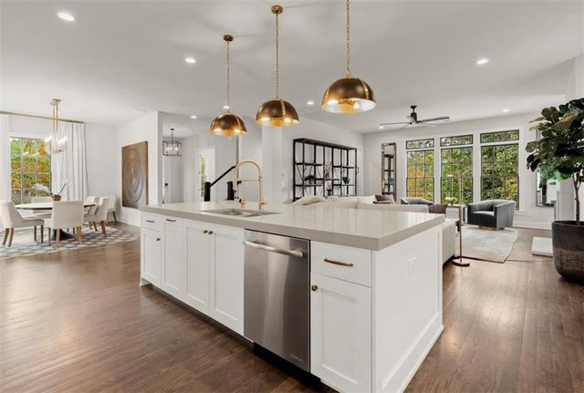 4001 Haverhill NE Drive, Atlanta, GA 30342