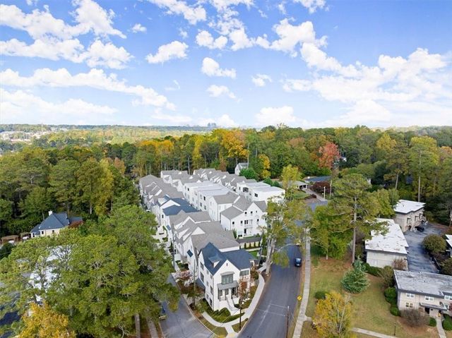 4001 Haverhill NE Drive, Atlanta, GA 30342