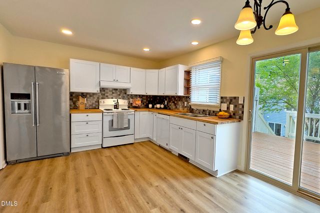 6544 English Oaks Drive, Raleigh, NC 27615