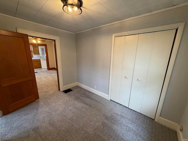 105 P Street, Bedford, IN 47421