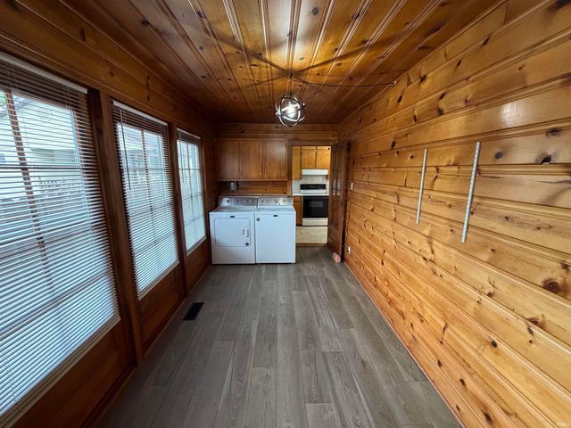 105 P Street, Bedford, IN 47421