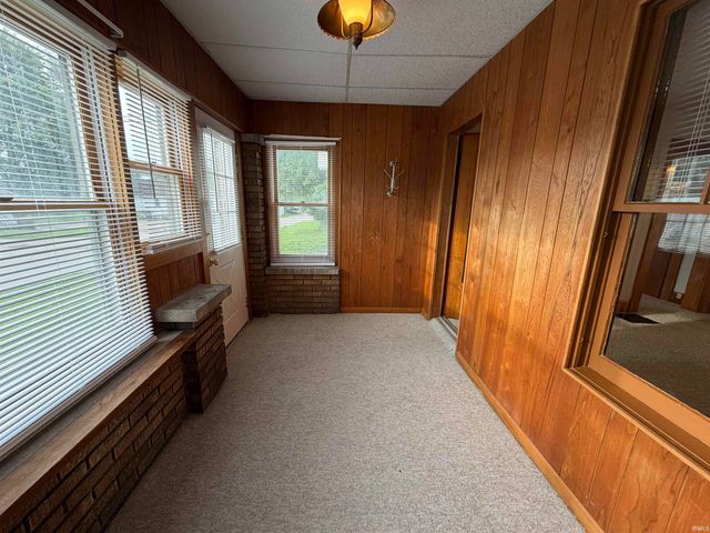 105 P Street, Bedford, IN 47421