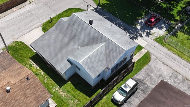 105 P Street, Bedford, IN 47421