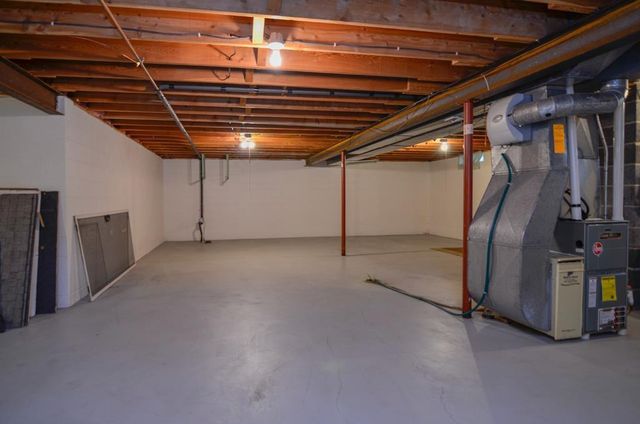 1724 N ULLMAN STREET, Appleton, WI 54911