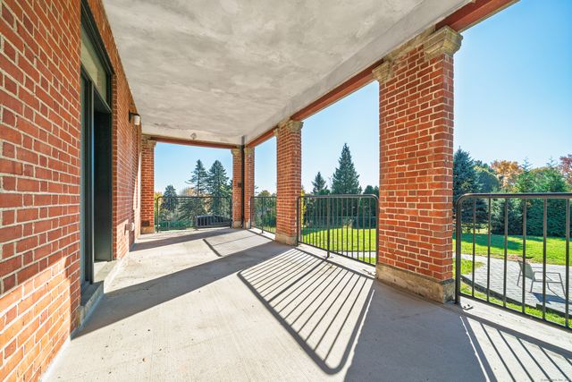 170 Ridge Road 103, Wethersfield, CT 06109