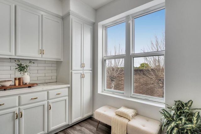 1211 Wayne Way, San Mateo, CA 94403