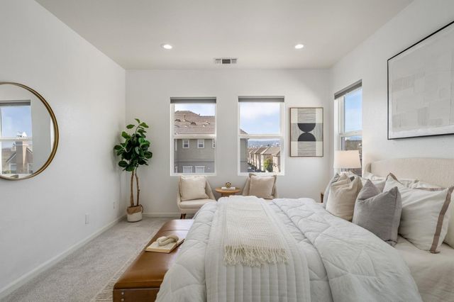 1211 Wayne Way, San Mateo, CA 94403