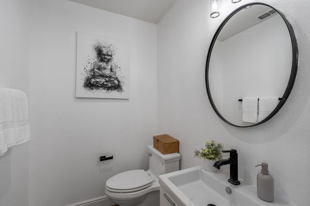 1211 Wayne Way, San Mateo, CA 94403