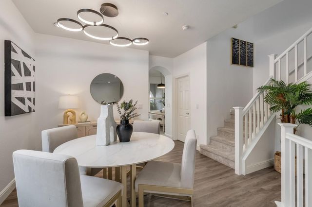 1211 Wayne Way, San Mateo, CA 94403