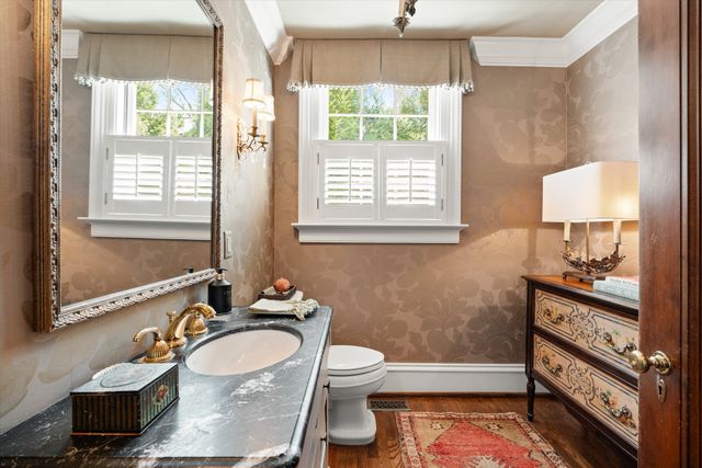 3519 Woodmont Blvd, Nashville, TN 37215