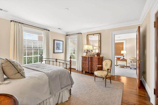 3519 Woodmont Blvd, Nashville, TN 37215