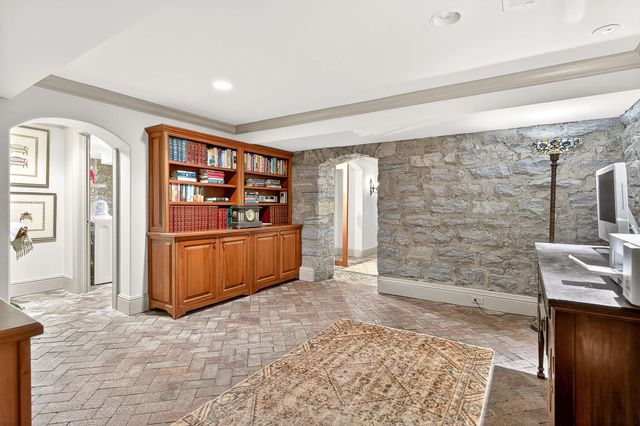 3519 Woodmont Blvd, Nashville, TN 37215