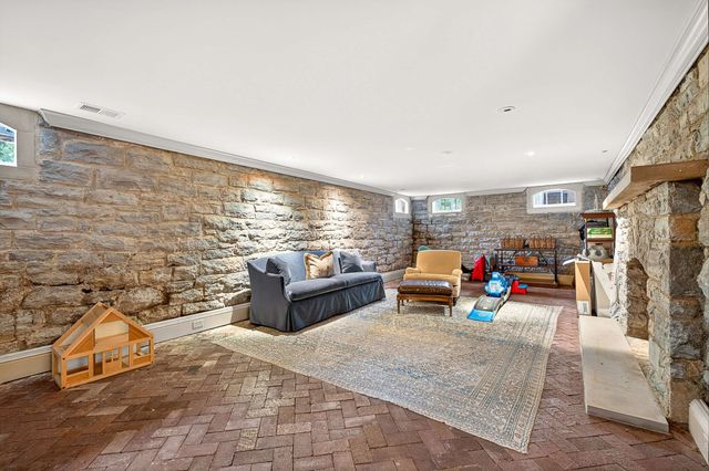 3519 Woodmont Blvd, Nashville, TN 37215
