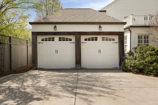 3519 Woodmont Blvd, Nashville, TN 37215