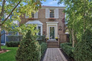 1811 Laurel Avenue, Evanston, IL 60201