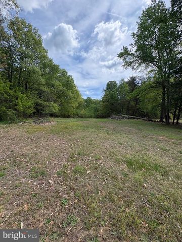 8670 FAIRGROUND RD, Bel Alton, MD 20611
