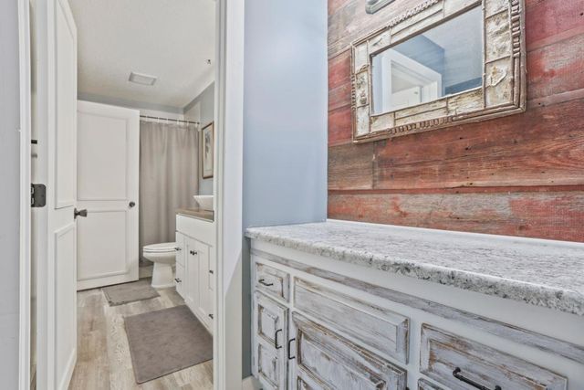 5536 Aldrich Drive N, Brooklyn Center, MN 55430