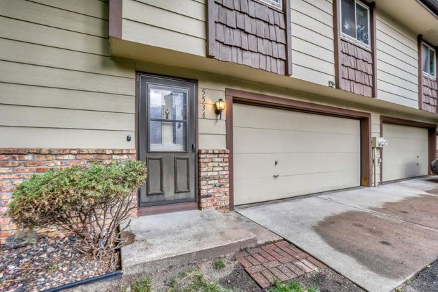 5536 Aldrich Drive N, Brooklyn Center, MN 55430