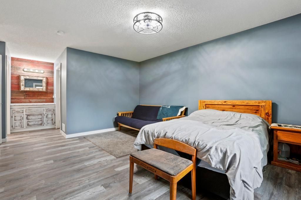 5536 Aldrich Drive N, Brooklyn Center, MN 55430 — photo 5