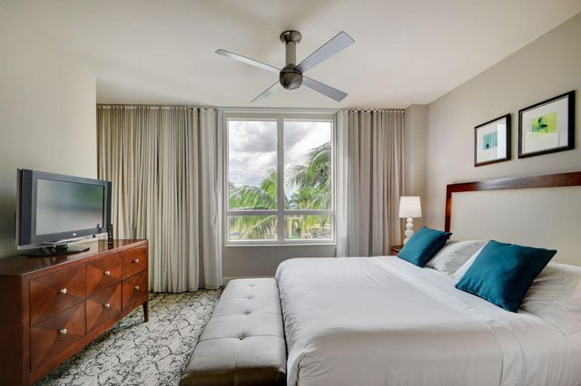 3800 N Ocean Drive 518, Singer Island, FL 33404