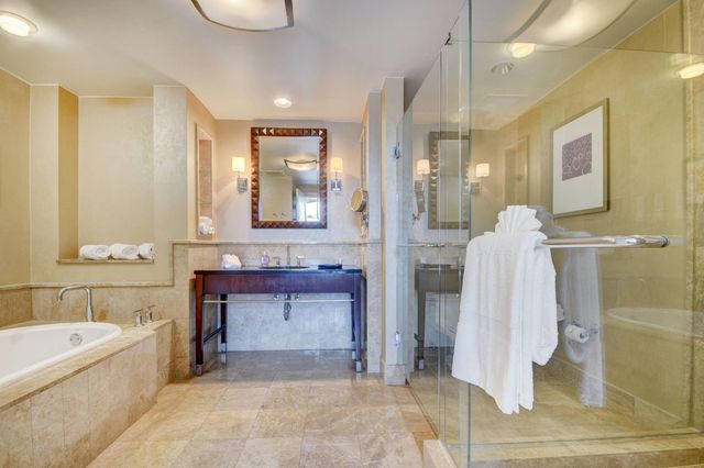 3800 N Ocean Drive 518, Singer Island, FL 33404