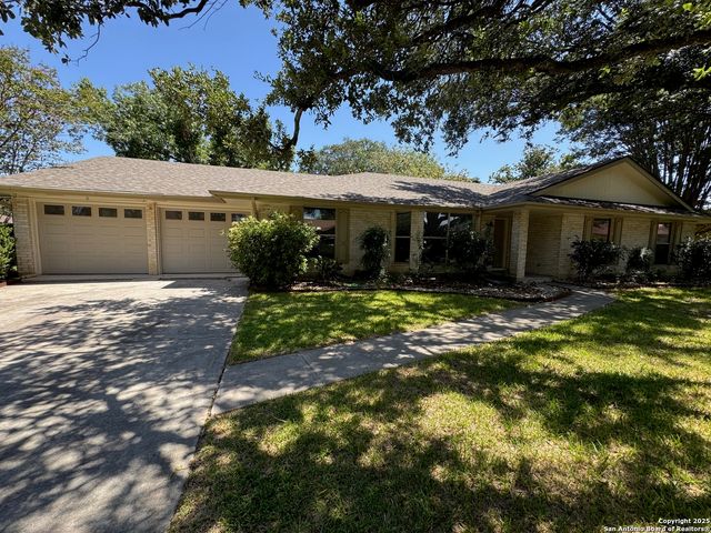 409 FENWICK DR, Windcrest, TX 78239
