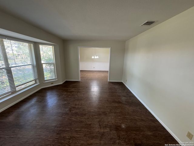 409 FENWICK DR, Windcrest, TX 78239