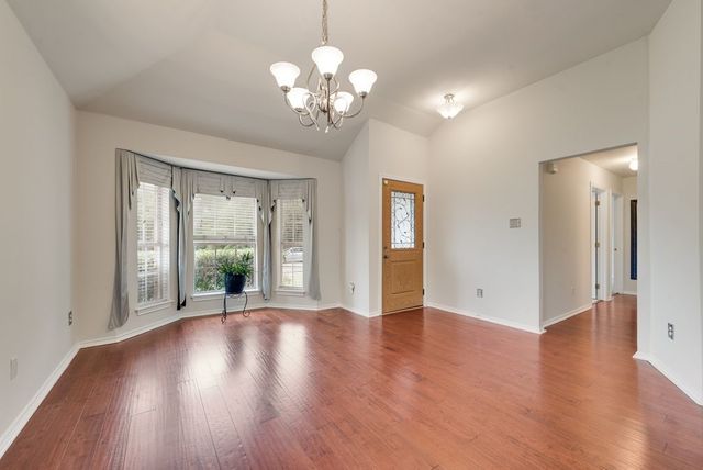 425 Alpine Drive, Desoto, TX 75115