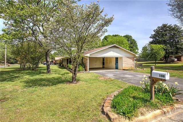 106 Tulip Way SW, Calhoun, GA 30701