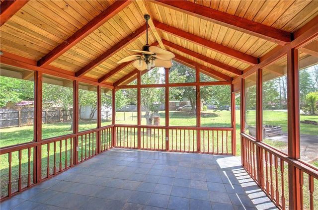 106 Tulip Way SW, Calhoun, GA 30701