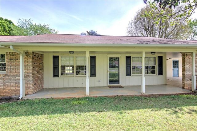 106 Tulip Way SW, Calhoun, GA 30701