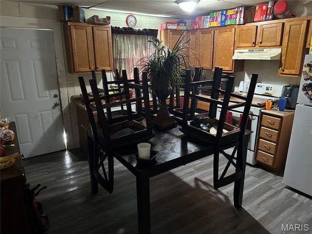 8551 Oriole Avenue, St Louis, MO 63147