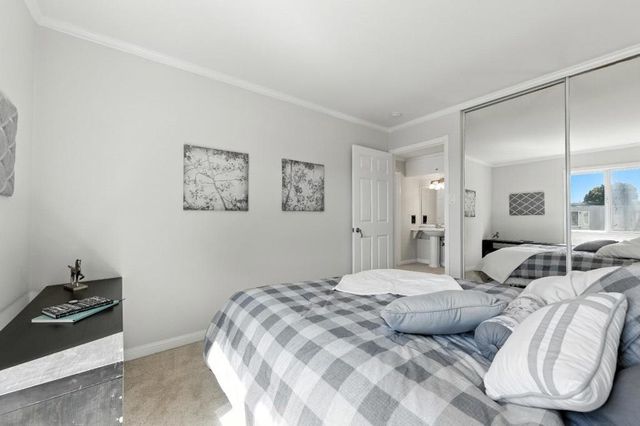 932 Peninsula Avenue 406, San Mateo, CA 94401