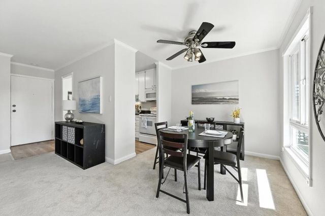 932 Peninsula Avenue 406, San Mateo, CA 94401