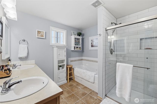 17717 83rd Drive NE, Arlington, WA 98223