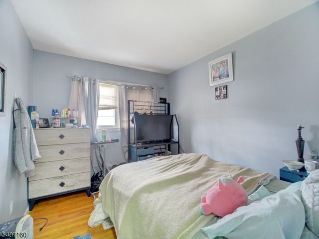 221 Chincopee Ave, Hopatcong Boro, NJ 07843