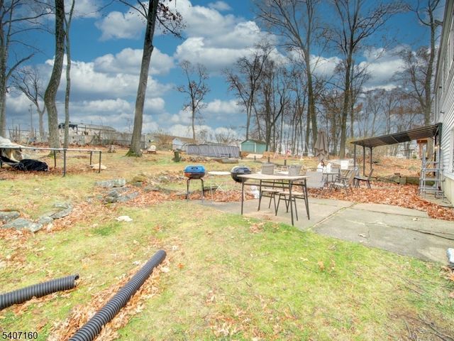 221 Chincopee Ave, Hopatcong Boro, NJ 07843