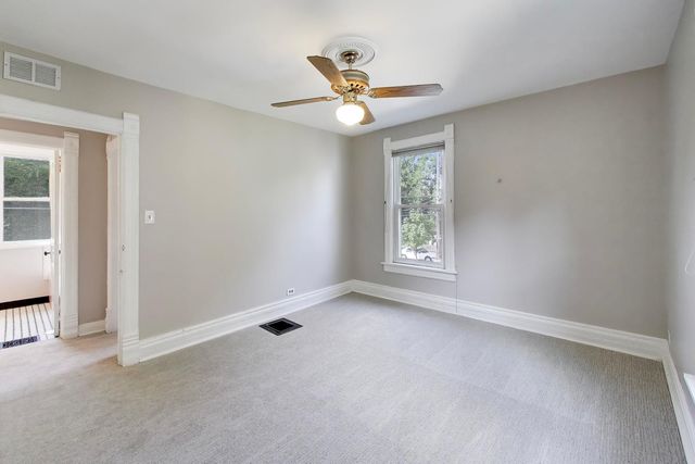 7120 N Ashland Boulevard, Chicago, IL 60626