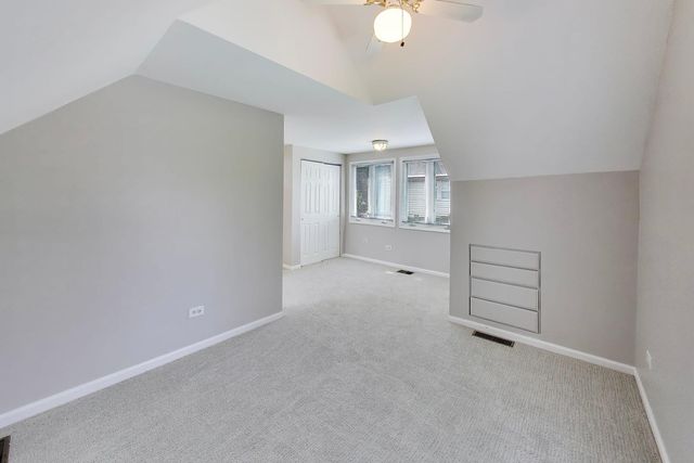 7120 N Ashland Boulevard, Chicago, IL 60626