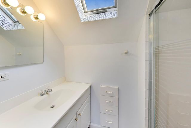 7120 N Ashland Boulevard, Chicago, IL 60626