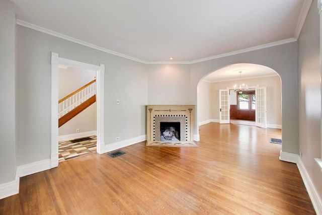 7120 N Ashland Boulevard, Chicago, IL 60626