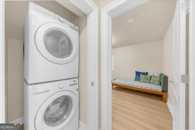 199 Le Gran Court, Sandy Springs, GA 30328