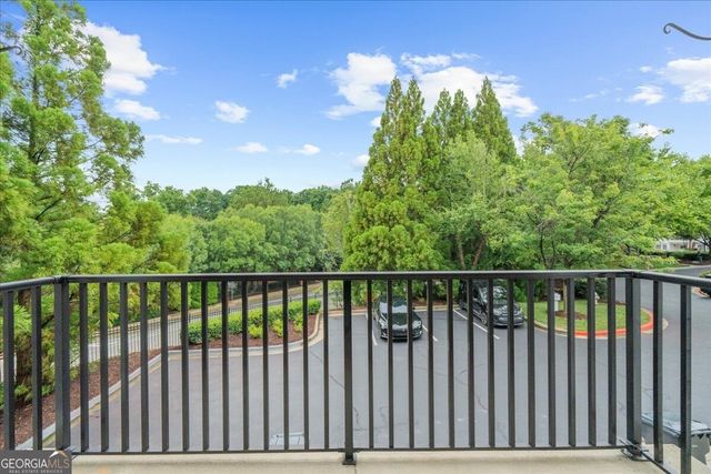 199 Le Gran Court, Sandy Springs, GA 30328