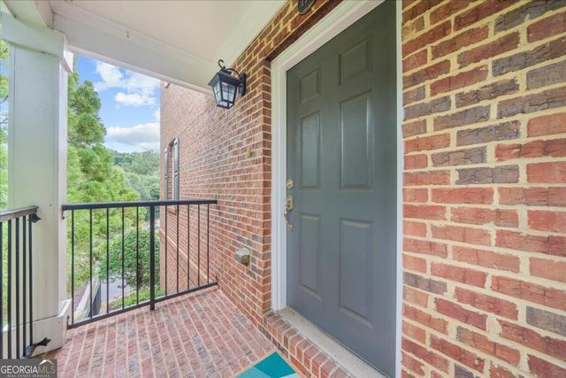 199 Le Gran Court, Sandy Springs, GA 30328