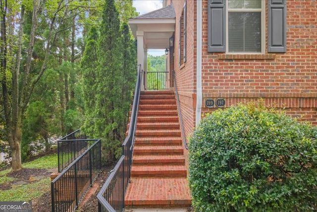 199 Le Gran Court, Sandy Springs, GA 30328