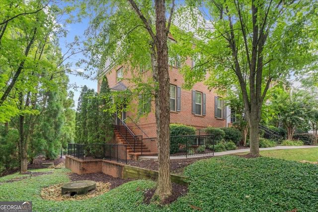 199 Le Gran Court, Sandy Springs, GA 30328