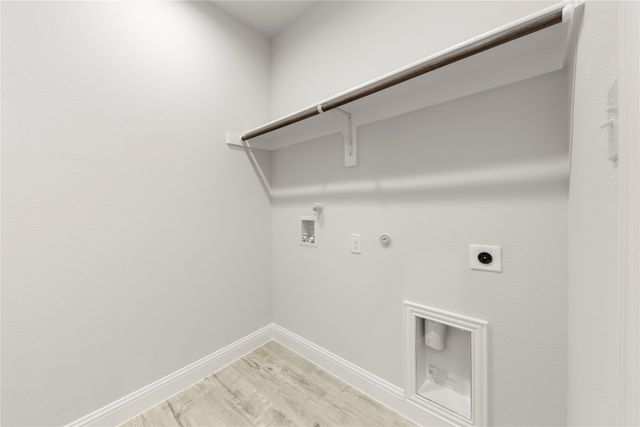 137 Whistling Duck, Balch Springs, TX 75181