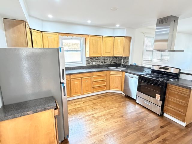 2303 74th Avenue 1, Elmwood Park, IL 60707