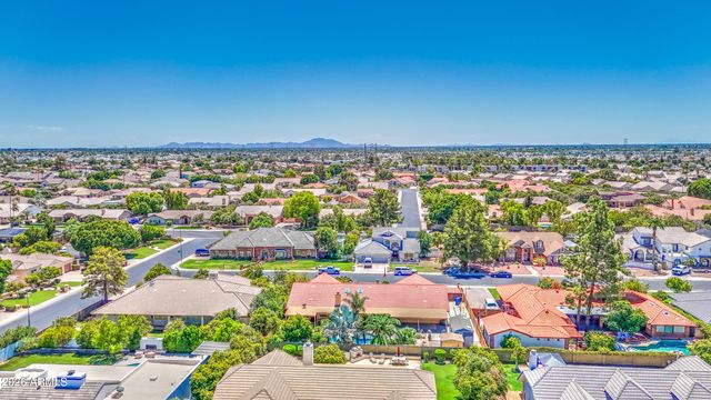 3232 E ELLIS Street, Mesa, AZ 85213